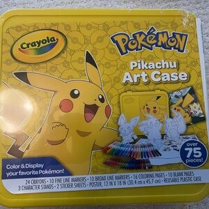 Crayola Pokémon Pikachu Art Case/ Color and display favorite Pokemon